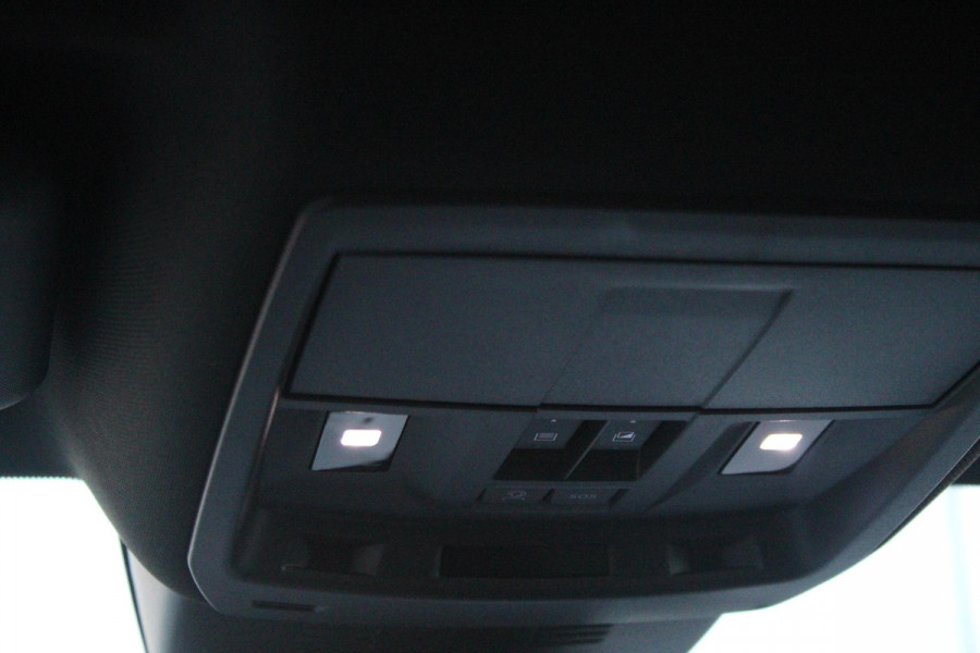 Peugeot 3008 1.6 plug-in Hybrid 195 GT **NIEUW** | NAPPA LEDEREN BEKLEDING DONKERGRIJS | PANORAMISCH SCHUIF/KANTEL DAK | FOCAL AUDIO SYSTEM | TREKHAAK MET AFNEEMBARE KOGEL | ELEKTRISCH BEDIENBARE VOORSTOELEN MET GEHEUGEN/MASSAGE FUNCTIE | STOEL VENTILATIE | STOEL/STUUR VERWARMING | NAVIGATIE | DRAADLOZE APPLE CARPLAY/ANDROID AUTO | FULL LED MATRIX KOPLAMPEN | 20" LICHTMETALEN VELGEN | ELEKTRISCH BEDIENBARE ACHTERKLEP | SFEER VERLICHTING | 360° CAMERA | DODEHOEK DETECTIE | KEYLESS ENTRY/START | 7,4KW ONBOARD CHARGER |