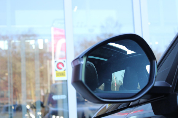 Peugeot 3008 1.6 plug-in Hybrid 195 GT **NIEUW** | NAPPA LEDEREN BEKLEDING DONKERGRIJS | PANORAMISCH SCHUIF/KANTEL DAK | FOCAL AUDIO SYSTEM | TREKHAAK MET AFNEEMBARE KOGEL | ELEKTRISCH BEDIENBARE VOORSTOELEN MET GEHEUGEN/MASSAGE FUNCTIE | STOEL VENTILATIE | STOEL/STUUR VERWARMING | NAVIGATIE | DRAADLOZE APPLE CARPLAY/ANDROID AUTO | FULL LED MATRIX KOPLAMPEN | 20" LICHTMETALEN VELGEN | ELEKTRISCH BEDIENBARE ACHTERKLEP | SFEER VERLICHTING | 360° CAMERA | DODEHOEK DETECTIE | KEYLESS ENTRY/START | 7,4KW ONBOARD CHARGER |