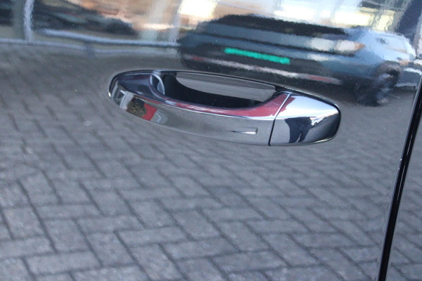 Peugeot 3008 1.6 plug-in Hybrid 195 GT **NIEUW** | NAPPA LEDEREN BEKLEDING DONKERGRIJS | PANORAMISCH SCHUIF/KANTEL DAK | FOCAL AUDIO SYSTEM | TREKHAAK MET AFNEEMBARE KOGEL | ELEKTRISCH BEDIENBARE VOORSTOELEN MET GEHEUGEN/MASSAGE FUNCTIE | STOEL VENTILATIE | STOEL/STUUR VERWARMING | NAVIGATIE | DRAADLOZE APPLE CARPLAY/ANDROID AUTO | FULL LED MATRIX KOPLAMPEN | 20" LICHTMETALEN VELGEN | ELEKTRISCH BEDIENBARE ACHTERKLEP | SFEER VERLICHTING | 360° CAMERA | DODEHOEK DETECTIE | KEYLESS ENTRY/START | 7,4KW ONBOARD CHARGER |