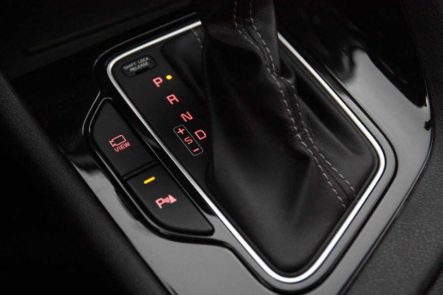 Kia Niro 1.6 Vision Hybrid *1ste Eigenaar*Leer*Navigatie*Keyless*