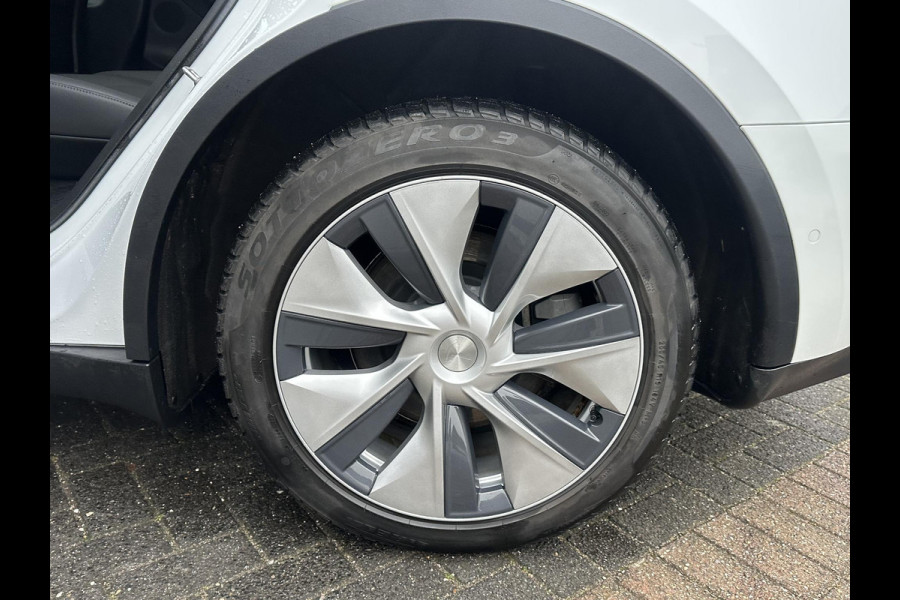 Tesla Model Y Long Range AWD 75 kWh SOH 96% | AUTOPILOT|  TESLA GARANTIE OP DE HOOGVOLTACCU EN AANDRIJFLIJN TOT 2030 of 192.000KM | STOEL + STUURVERWARMING| ACHTERBANK VERWARMD