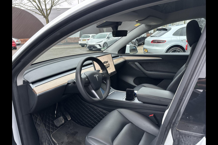 Tesla Model Y Long Range AWD 75 kWh SOH 96% | AUTOPILOT|  TESLA GARANTIE OP DE HOOGVOLTACCU EN AANDRIJFLIJN TOT 2030 of 192.000KM | STOEL + STUURVERWARMING| ACHTERBANK VERWARMD