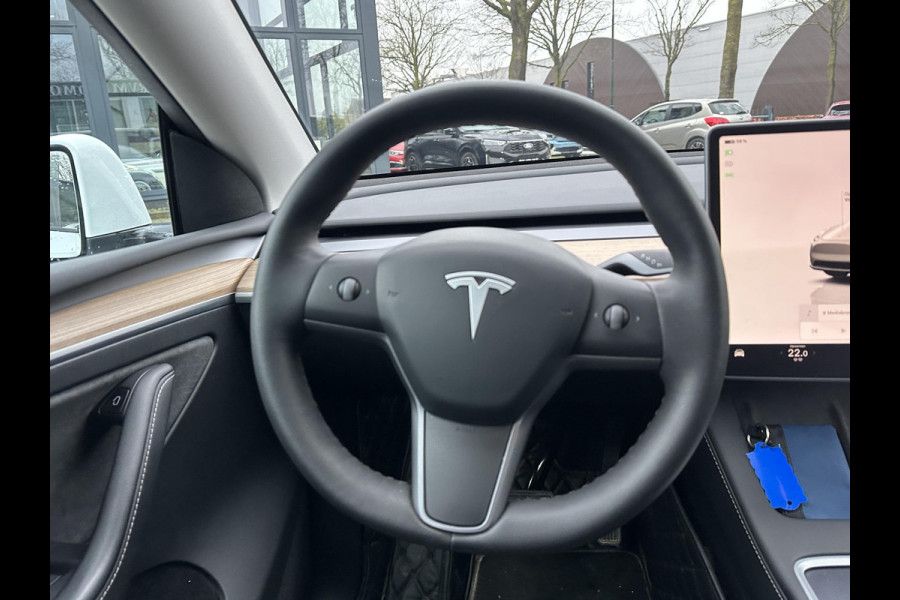 Tesla Model Y Long Range AWD 75 kWh SOH 96% | AUTOPILOT|  TESLA GARANTIE OP DE HOOGVOLTACCU EN AANDRIJFLIJN TOT 2030 of 192.000KM | STOEL + STUURVERWARMING| ACHTERBANK VERWARMD