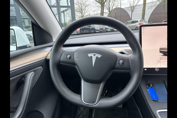 Tesla Model Y Long Range AWD 75 kWh SOH 96% | AUTOPILOT|  TESLA GARANTIE OP DE HOOGVOLTACCU EN AANDRIJFLIJN TOT 2030 of 192.000KM | STOEL + STUURVERWARMING| ACHTERBANK VERWARMD