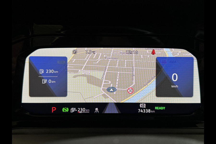 Volkswagen Golf 1.4 eHybrid 204PK DSG STYLE CAMERA/CARPLAY/SFEERVERL.****