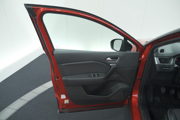 Renault Captur TCe 130 Edition One | Camera | 9.3 Inch Grootscherm | Navigatie | Apple Carplay | Parkeersensoren
