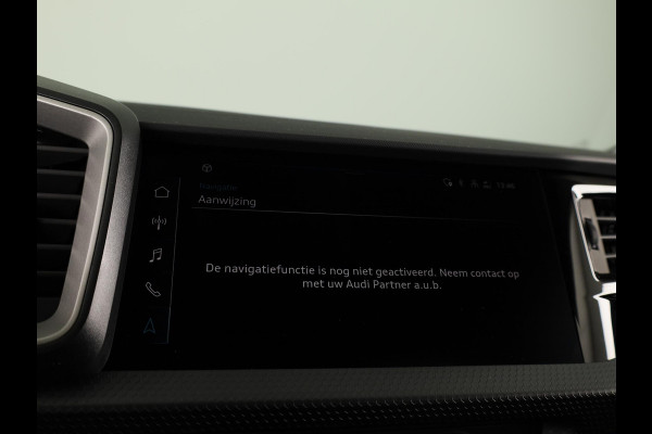 Audi A1 Sportback Advanced edition 25 TFSI 95 PK | Buitenspiegels elektrisch inklapbaar | Apple carplay | Dak in contrastkleur | 17'' lm velgen |