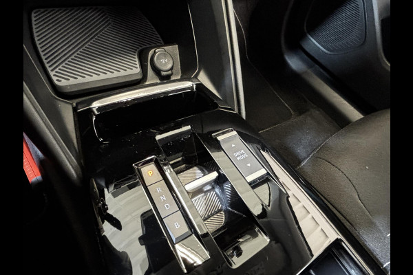 Citroën Ë-C4 Feel 50 kWh Achteruitrijcamera | Android auto / Apple carplay