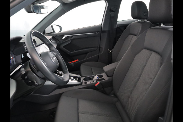 Audi A3 Sportback 30 TFSI Pro Line 110 pk S-tronic | Verlengde garantie | Navigatie via App | Parkeersensoren (Park assist) | LED koplampen |