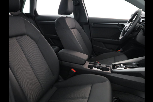 Audi A3 Sportback 30 TFSI Pro Line 110 pk S-tronic | Verlengde garantie | Navigatie via App | Parkeersensoren (Park assist) | LED koplampen |