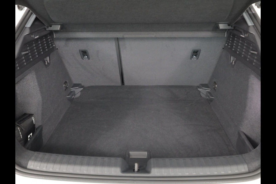 Audi A3 Sportback 30 TFSI Pro Line 110 pk S-tronic | Verlengde garantie | Navigatie via App | Parkeersensoren (Park assist) | LED koplampen |