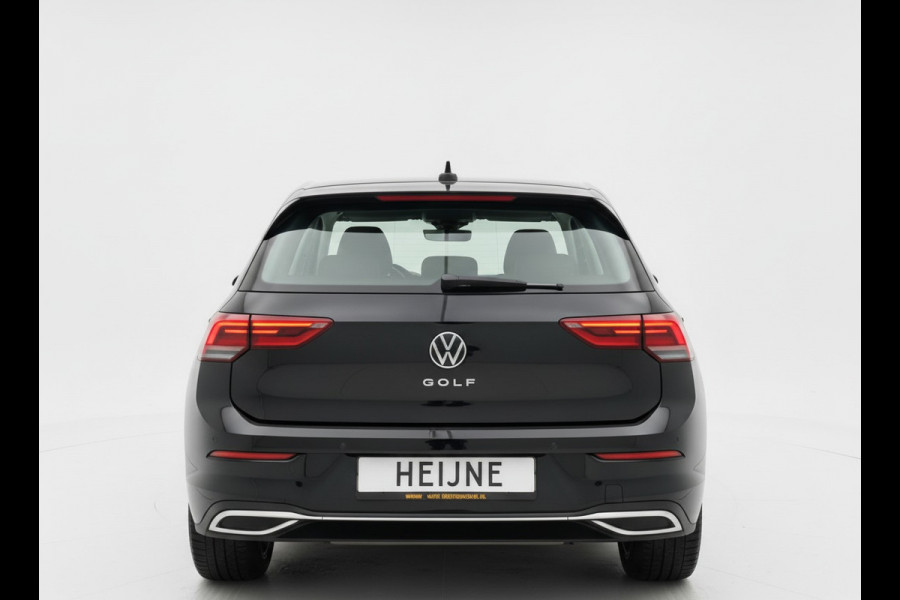 Volkswagen Golf 1.4 eHybrid 204PK DSG STYLE CAMERA/ALCANTARA/CARPLAY