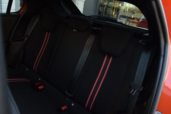 Opel Corsa 1.2 GS Line|Carplay|17"|Led|Sportstoelen