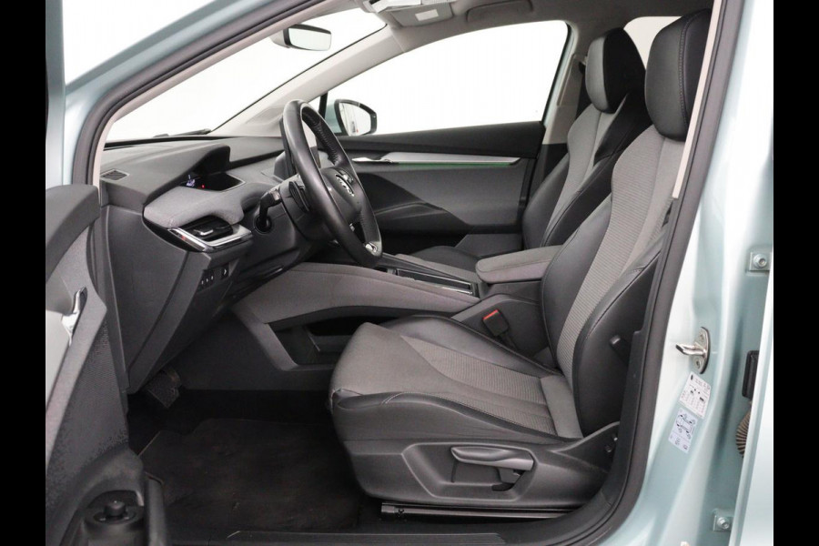 Škoda ENYAQ iV 60 | Stoelverwarming | Matrix LED | Camera | Keyless | Stuurverwarming | Carplay | 20'' | Half leder | Navigatie | Chroom Pack | Digital Cockpit | Cruise control | Climate control