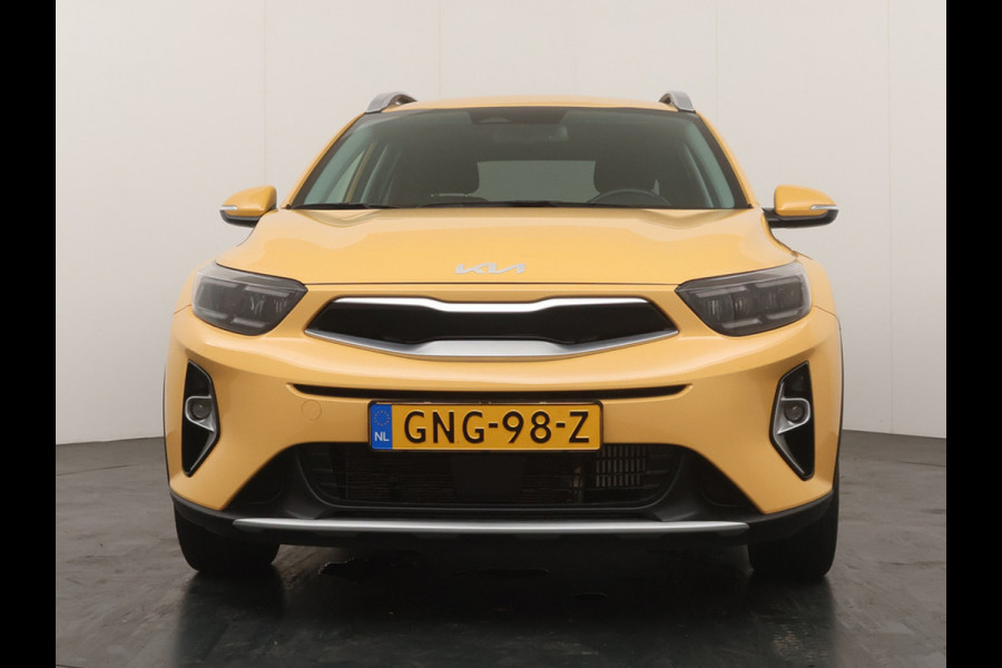 Kia Stonic 1.0 T-GDi MHEV DynamicPlusLine - Stoel/Stuurverwarming - Lichtmetalen Velgen - Navigatie - LED Koplampen - Cruise Control - Fabrieksgarantie Tot 2031