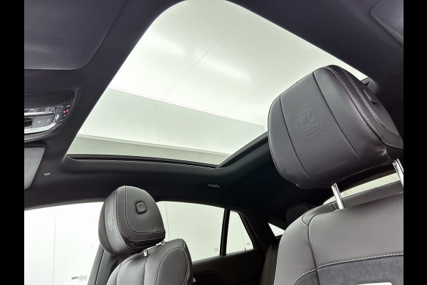 Mercedes-Benz GLE Coupé AMG 53 Hybrid 4MATIC+ Night Edition Premium Plus | Adaptieve demping | Trekhaak | Stoelverwarming achter | Remklauwen in rood | Winterpakket | 22 inch AMG velgen | Stoelventilatie voor | Rijassistentiepakket | Burmester® 3D sound systeem |