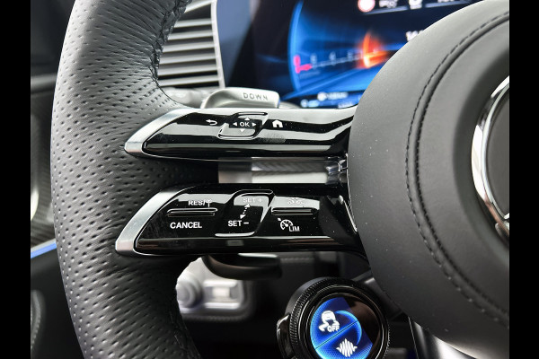 Mercedes-Benz GLE Coupé AMG 53 Hybrid 4MATIC+ Night Edition Premium Plus | Adaptieve demping | Trekhaak | Stoelverwarming achter | Remklauwen in rood | Winterpakket | 22 inch AMG velgen | Stoelventilatie voor | Rijassistentiepakket | Burmester® 3D sound systeem |