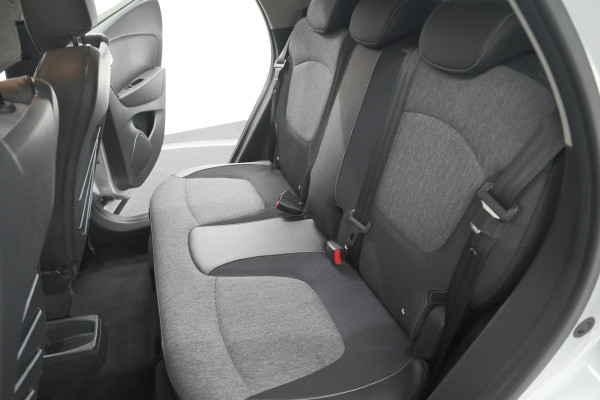 Renault Captur TCe 150 EDC Intens | Trekhaak | Navigatie | Parkeersensoren