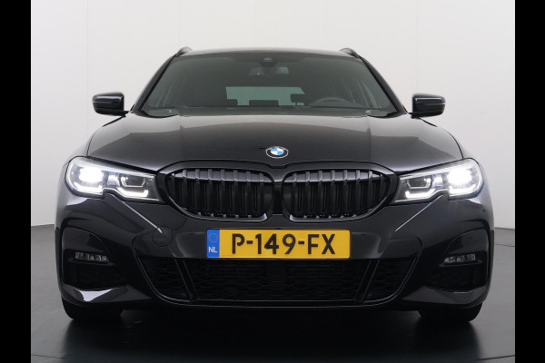 BMW 3 Serie Touring 318i High Executive Edition M Sport | Afneembare trekhaak | Stoelverwarming | Origineel Nederlands geleverd (NAP) | Rijklaar geleverd incl. 12 maanden BOVAG-garantie