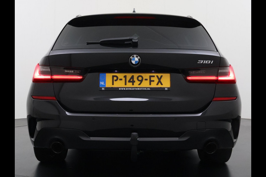 BMW 3 Serie Touring 318i High Executive Edition M Sport | Afneembare trekhaak | Stoelverwarming | Origineel Nederlands geleverd (NAP) | Rijklaar geleverd incl. 12 maanden BOVAG-garantie