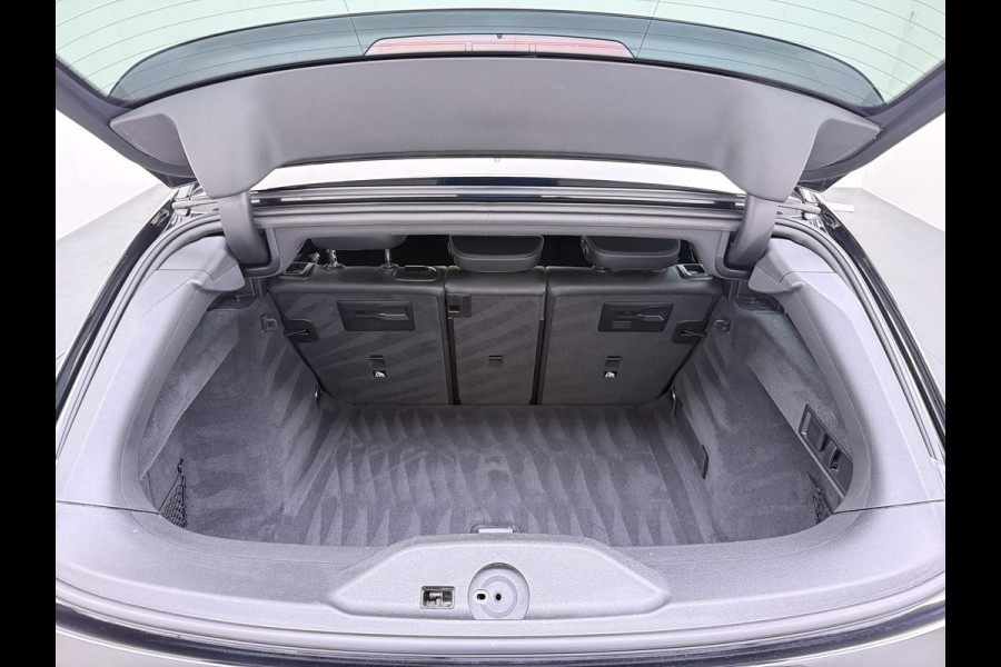 BMW 3 Serie Touring 318i High Executive Edition M Sport | Afneembare trekhaak | Stoelverwarming | Origineel Nederlands geleverd (NAP) | Rijklaar geleverd incl. 12 maanden BOVAG-garantie