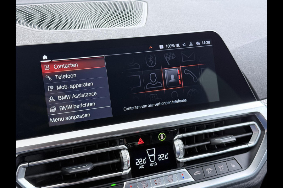 BMW 3 Serie Touring 318i High Executive Edition M Sport | Afneembare trekhaak | Stoelverwarming | Origineel Nederlands geleverd (NAP) | Rijklaar geleverd incl. 12 maanden BOVAG-garantie