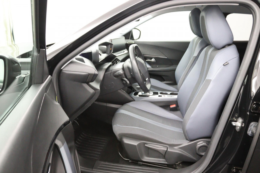 Peugeot e-2008 EV 50 kWh*3FASE*3D-COCKPIT*NAVI*ECC*CAM*CARPLAY*