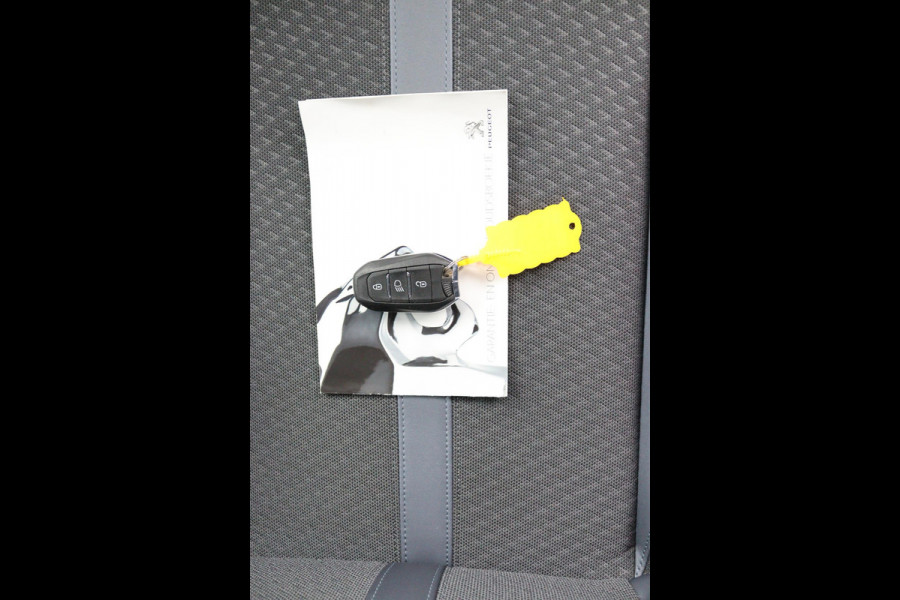 Peugeot e-2008 EV 50 kWh*3FASE*3D-COCKPIT*NAVI*ECC*CAM*CARPLAY*