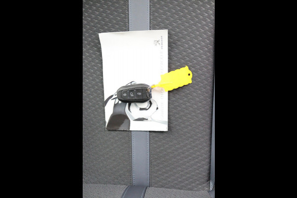 Peugeot e-2008 EV 50 kWh*3FASE*3D-COCKPIT*NAVI*ECC*CAM*CARPLAY*