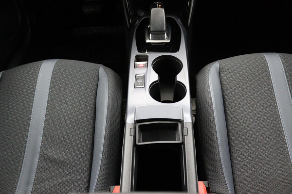 Peugeot e-2008 EV 50 kWh*3FASE*3D-COCKPIT*NAVI*ECC*CAM*CARPLAY*