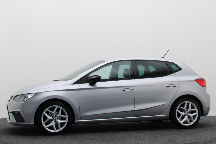Seat Ibiza 1.0 TSI FR Business Intense Camera, BeatsAudio, Apple Carplay, PDC, 17"