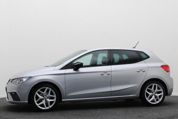 Seat Ibiza 1.0 TSI FR Business Intense Camera, BeatsAudio, Apple Carplay, PDC, 17"