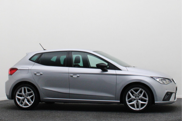 Seat Ibiza 1.0 TSI FR Business Intense Camera, BeatsAudio, Apple Carplay, PDC, 17"