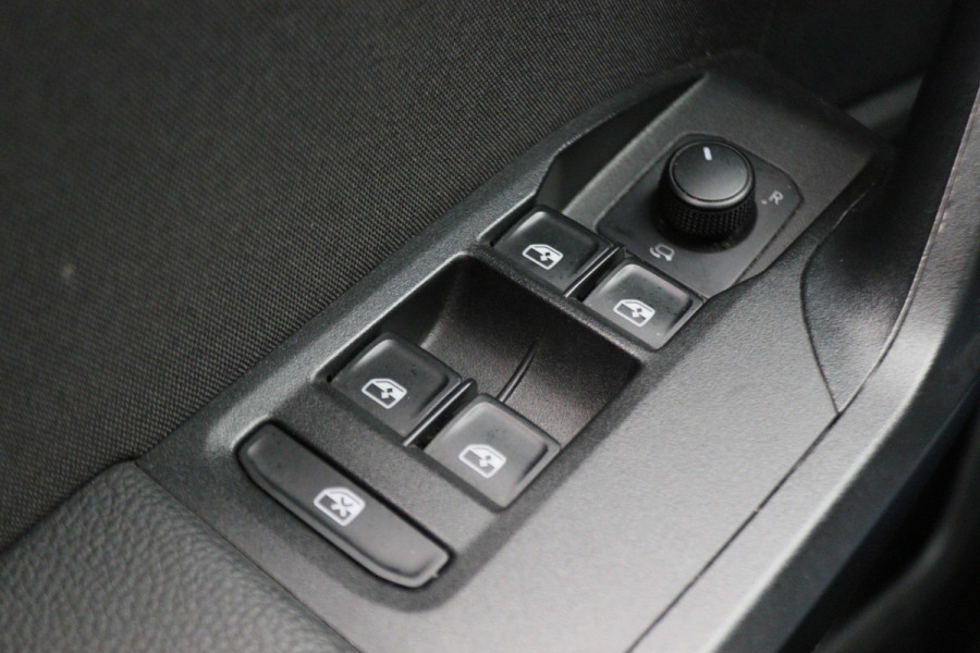 Seat Ibiza 1.0 TSI FR Business Intense Camera, BeatsAudio, Apple Carplay, PDC, 17"