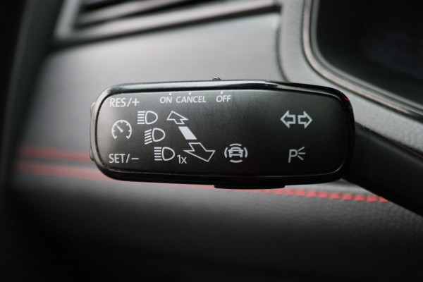 Seat Ibiza 1.0 TSI FR Business Intense Camera, BeatsAudio, Apple Carplay, PDC, 17"