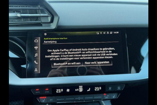 Audi A3 Sportback 45 TFSI e S Black edition Competition,Stoelverwarming,Carplay,Sportstoelen,