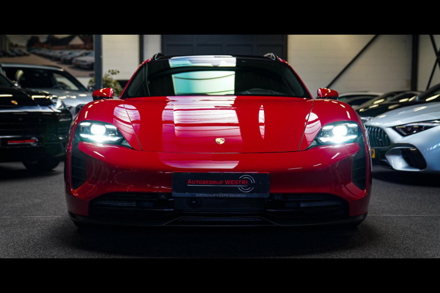 Porsche Taycan Sport Turismo GTS 93 kWh | Luchtvering / LIFT | Bose surround sound | Panorama | Luxe Leder / Alcantara | Sfeerverl