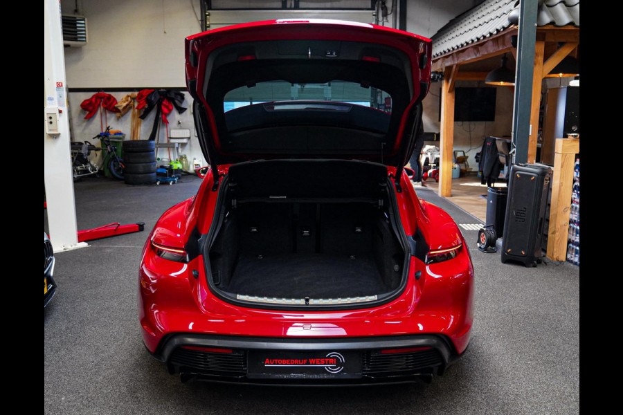 Porsche Taycan Sport Turismo GTS 93 kWh | Luchtvering / LIFT | Bose surround sound | Panorama | Luxe Leder / Alcantara | Sfeerverl