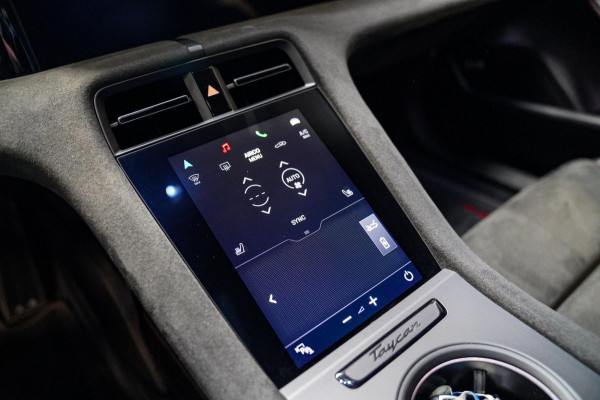 Porsche Taycan Sport Turismo GTS 93 kWh | Luchtvering / LIFT | Bose surround sound | Panorama | Luxe Leder / Alcantara | Sfeerverl