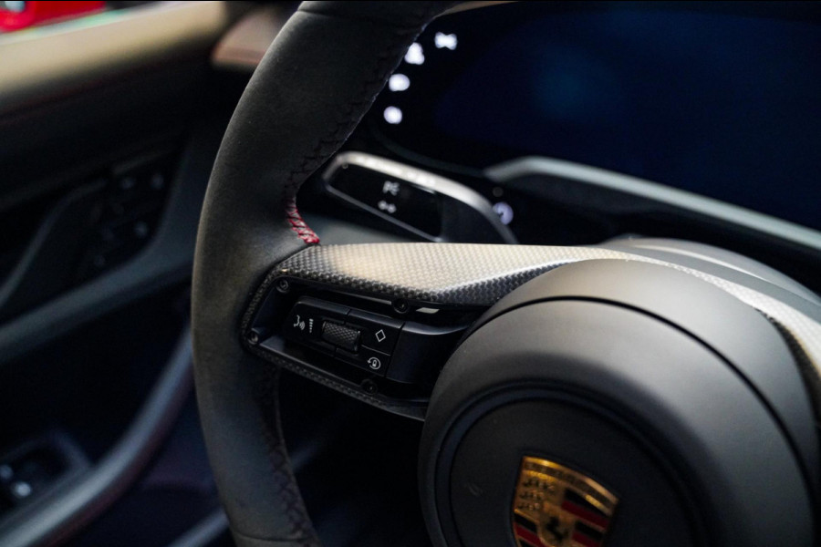 Porsche Taycan Sport Turismo GTS 93 kWh | Luchtvering / LIFT | Bose surround sound | Panorama | Luxe Leder / Alcantara | Sfeerverl
