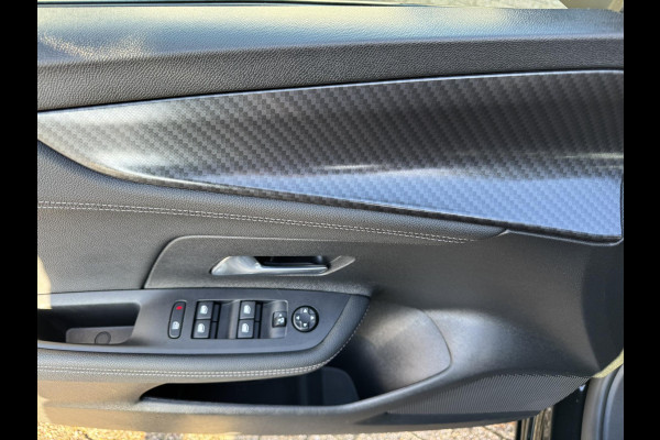 Opel Mokka 1.2 Turbo Level 5 Full LED Adaptive cruise Climate control Stoel- / stuurverwarming Apple Android Trekhaak Keyless