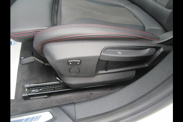 BMW 1-serie 128ti 266PK M Sport Automaat, Panoramadak, Cockpit Pro, Park Assist