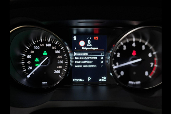 Land Rover Range Rover Evoque 2.0 Si4 HSE Dynamic | Pano | Memory | Meridian | Stoelverwarming | Camera | Leer