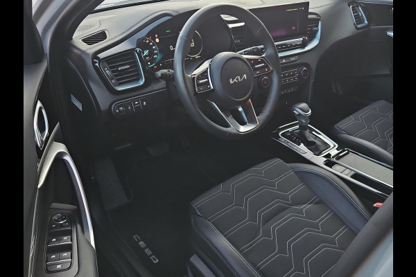 Kia Ceed 1.0 T-GDi MHEV Design Edition Automaat | Cruise | LED | Automaat | Stoel- en Stuurverwarming | Dode-Hoek Asst | LMV |