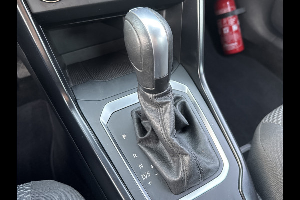 Volkswagen T-Roc 1.5 TSI 150PK DSG BUSINESS CARPLAY/NAVI/PDC