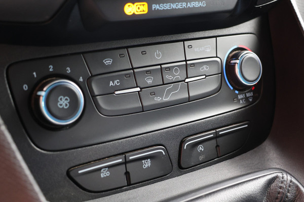 Ford Transit Connect 1.0 Ecoboost 100 PK | Navigatie | Camera | CarPlay | Cruise control | 3-Zitter | MF Stuur | Nieuwe APK | Dealer onderhouden | Benzine | Euro 6