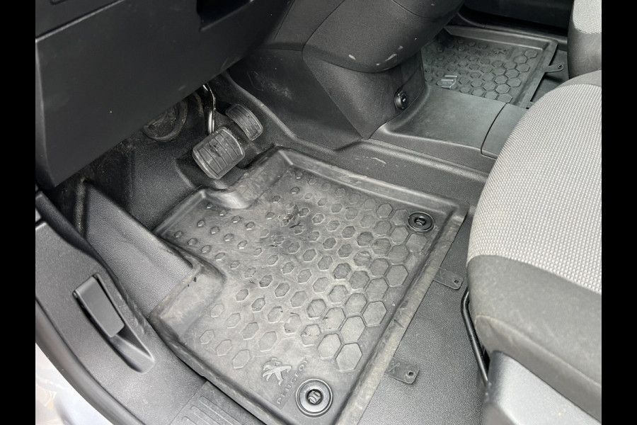 Peugeot Partner 1.5 BlueHDI Premium Automaat 3 Pers