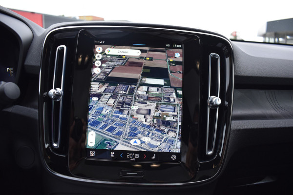 Volvo C40 Recharge 408PK Twin Intro Edition 78 kWh | 20" LMV | Trekhaak | Harman/Kardon | Getint glas | Panoramadak  | Elektrische Stoelen |