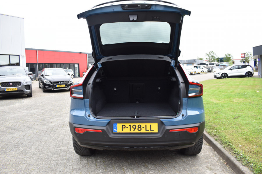 Volvo C40 Recharge 408PK Twin Intro Edition 78 kWh | 20" LMV | Trekhaak | Harman/Kardon | Getint glas | Panoramadak  | Elektrische Stoelen |