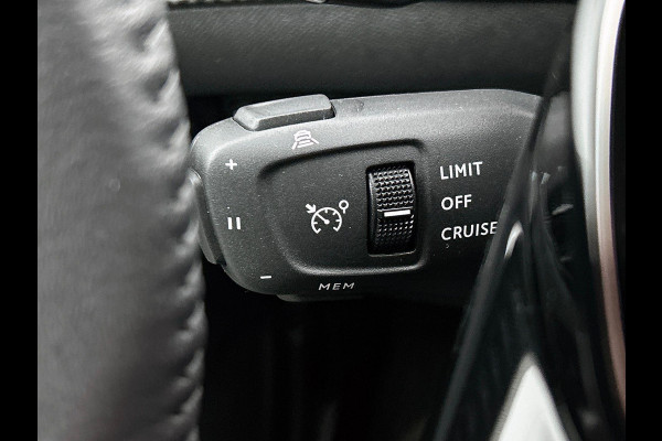 Peugeot 208 1.2 Hybrid 100PK Automaat Allure | Navigatie | Apple Carplay/Android Auto | Airco | Camera | Parkeer sensoren | Cruise Control | Led | Lichtmetalen Velgen